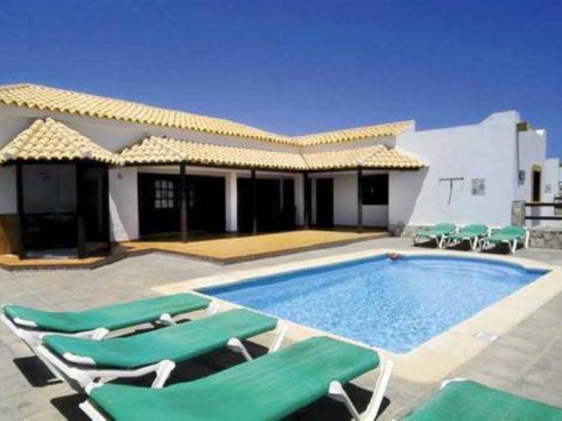 Vip Villas - Caleta Dorada Caleta De Fuste Exterior photo